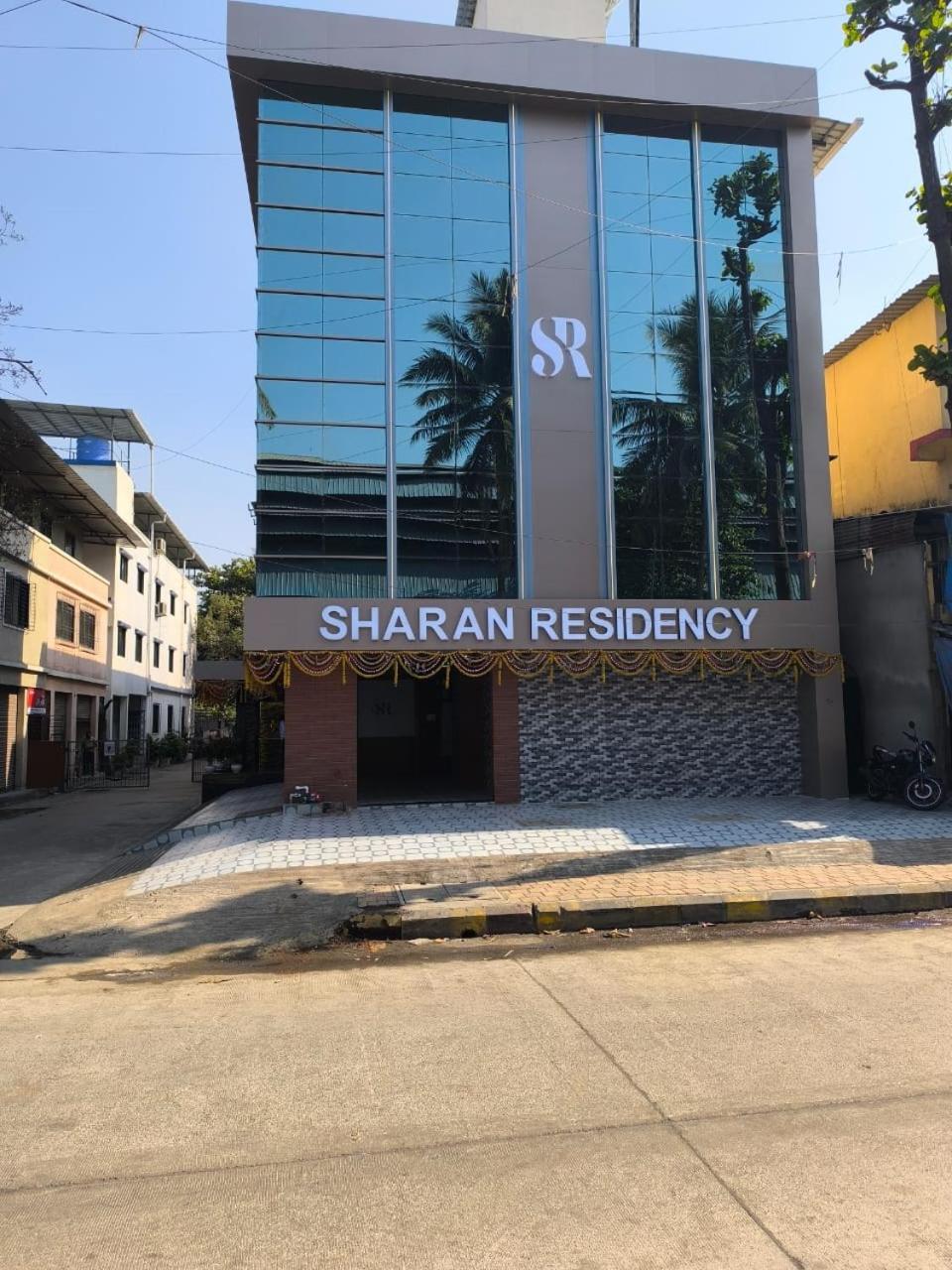 Готель Sharan Residency Наві-Мумбаї Екстер'єр фото