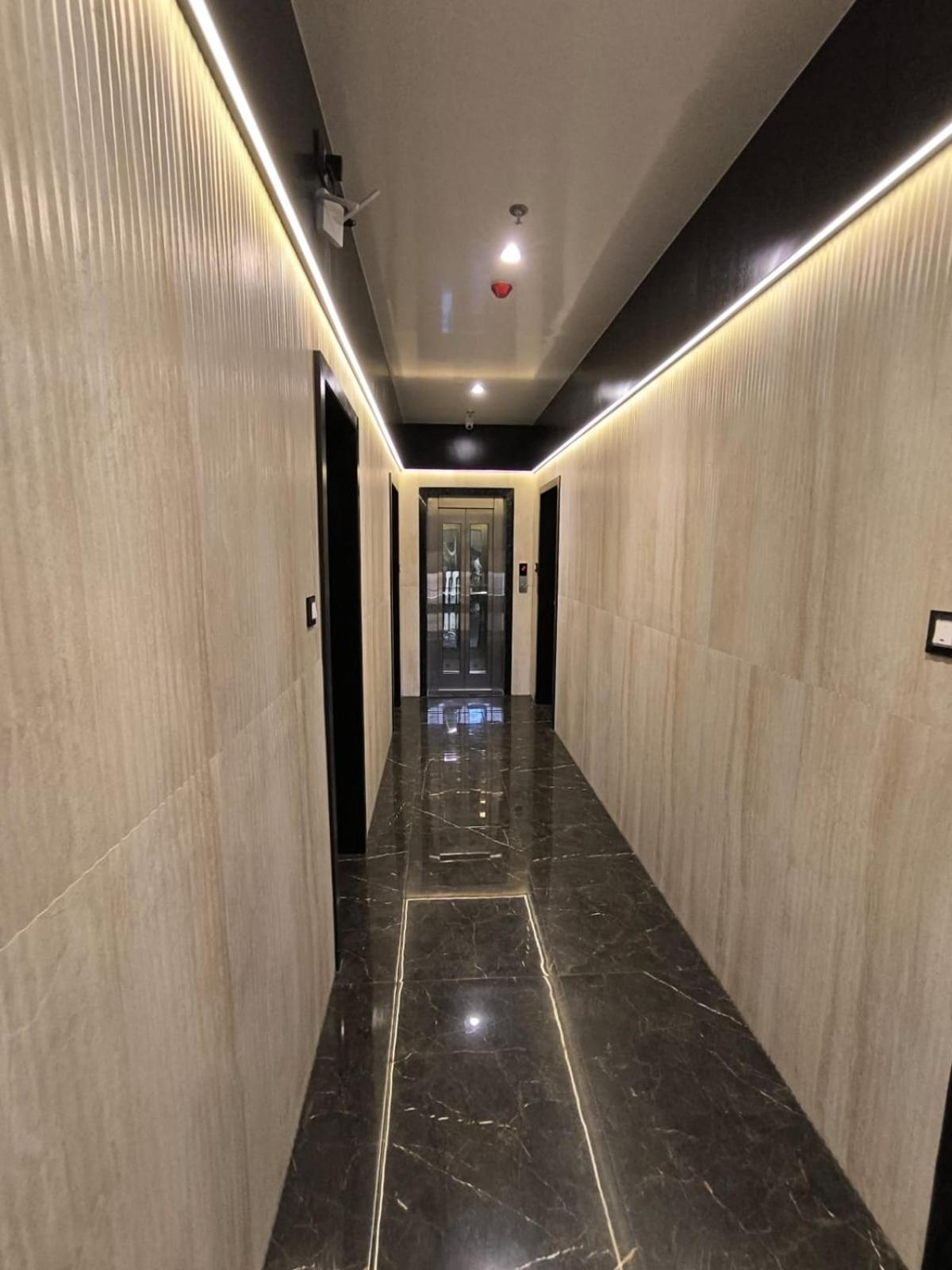 Готель Sharan Residency Наві-Мумбаї Екстер'єр фото